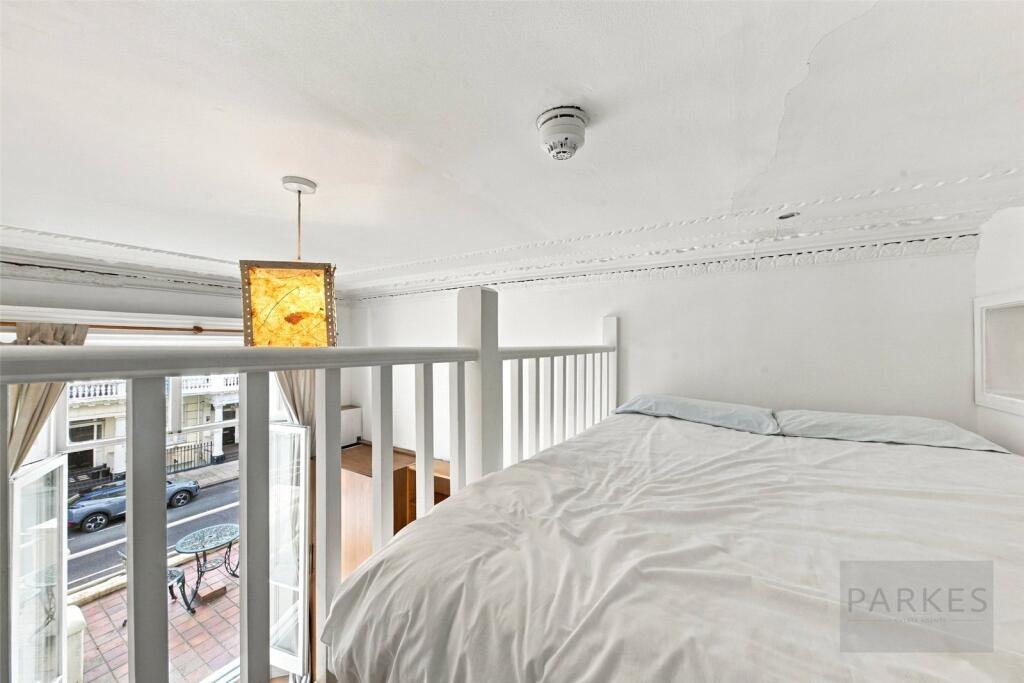 Apartment in London - View 4
