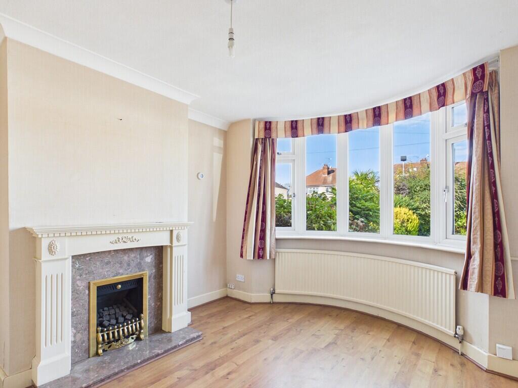 House in Stoke-on-Trent - More