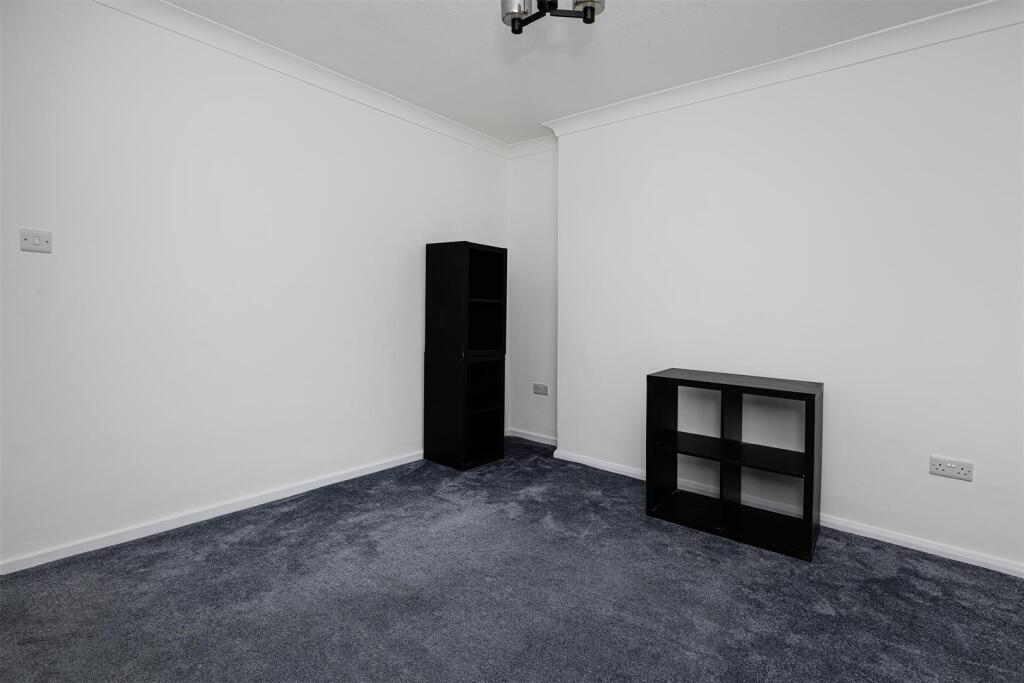 House in Kirklees, West Yorkshire - View 5
