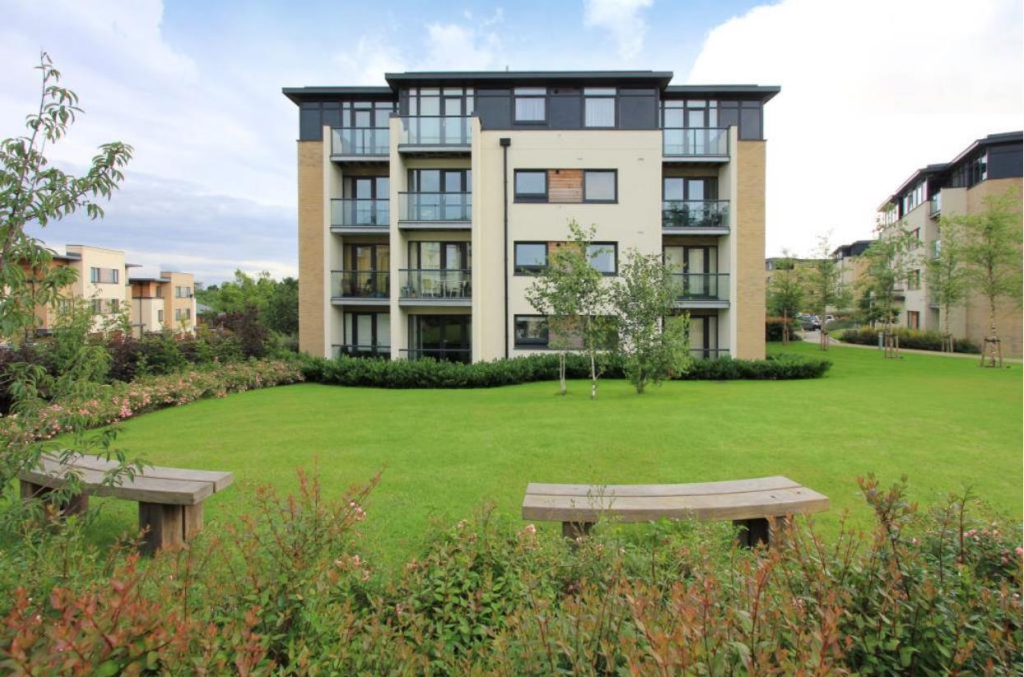 1-bed flat on Peacock Close, Mill Hill East, £335,000