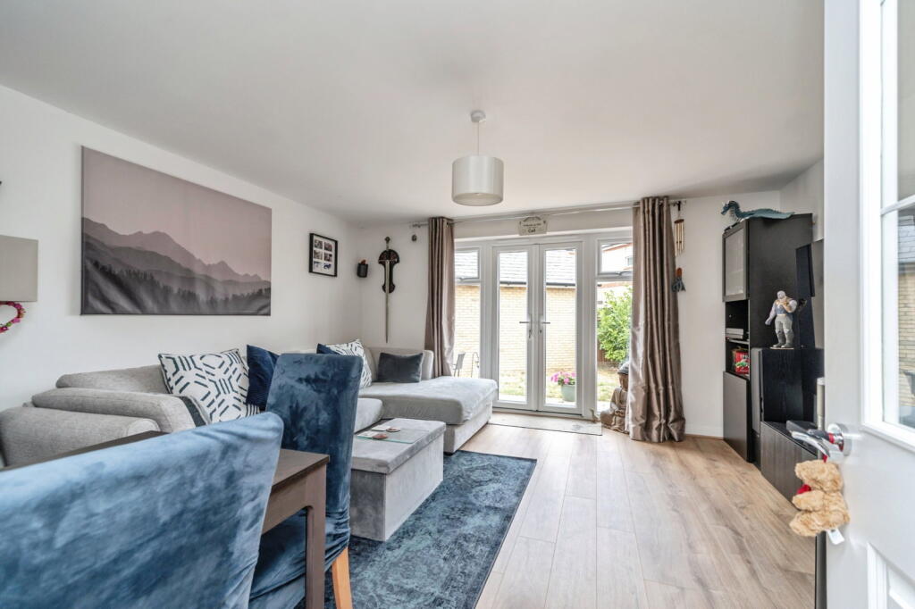 House in Meppershall, Central Bedfordshire - View 4