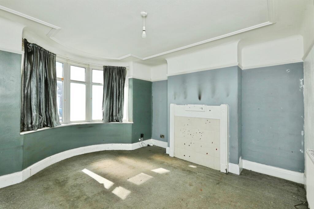 House in Doncaster, Hexthorpe - View 2
