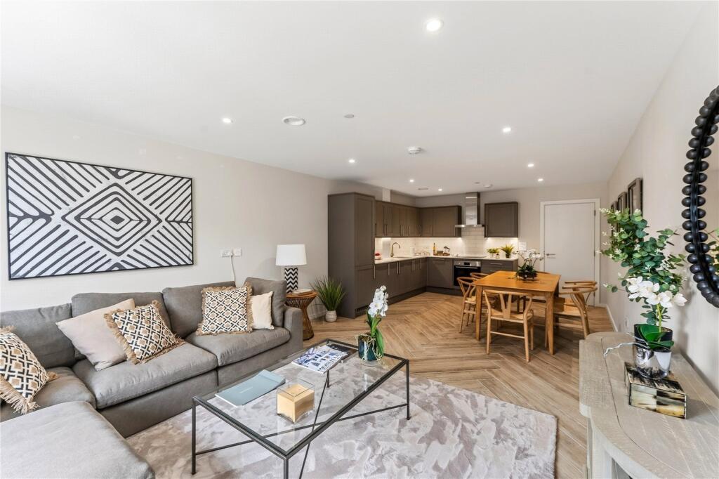 Main image of property: Fallsbrook Road, SW16
