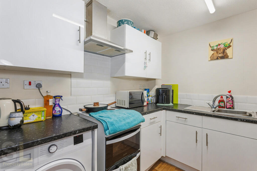 Tunwell Lane, Corby - View 5