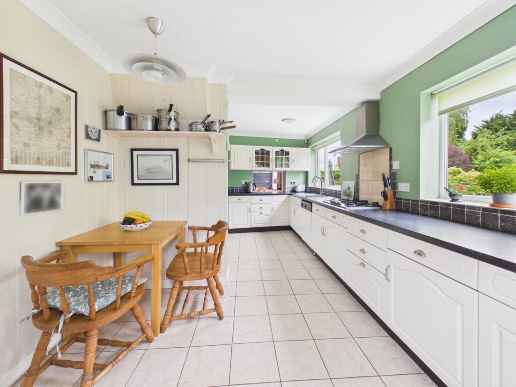 Resthaven Road, Wootton NN4 - More