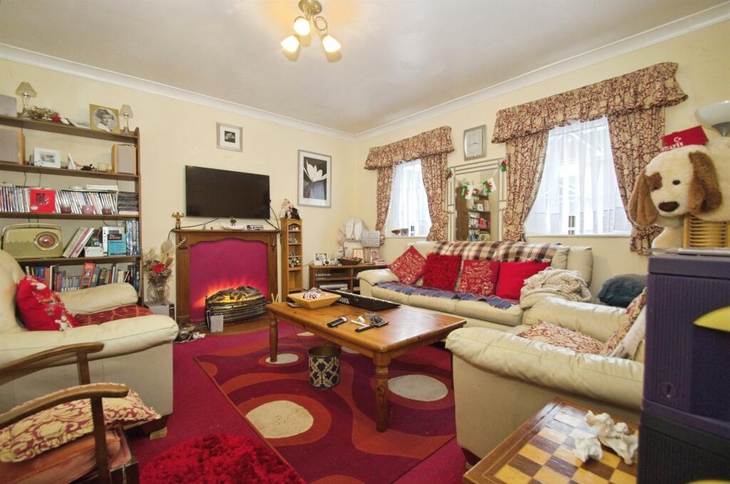 House in Newport, Cwm - View 5