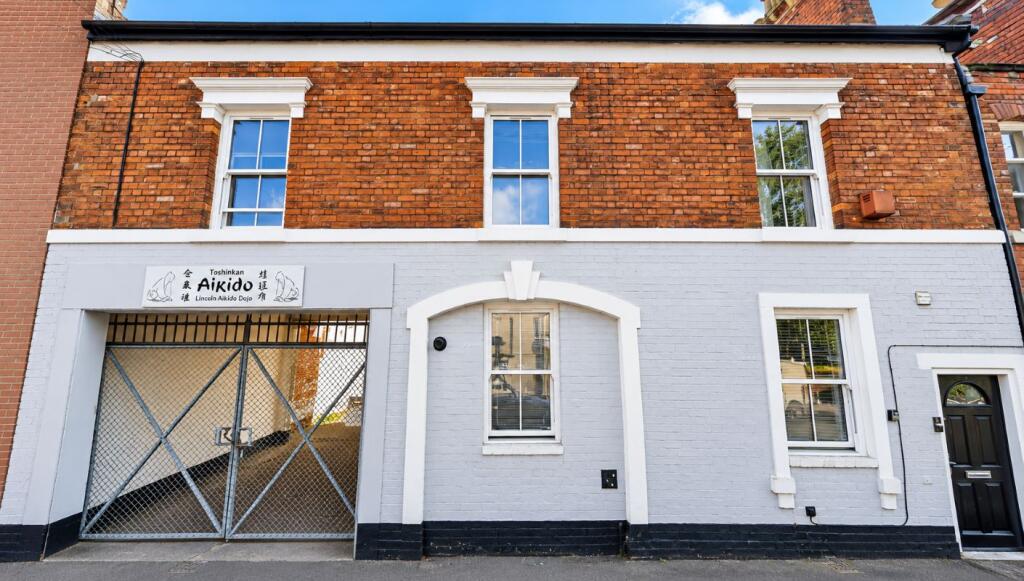 Main image of property: 66 Monson Street, Lincoln, Lincolnshire, LN5 7SB