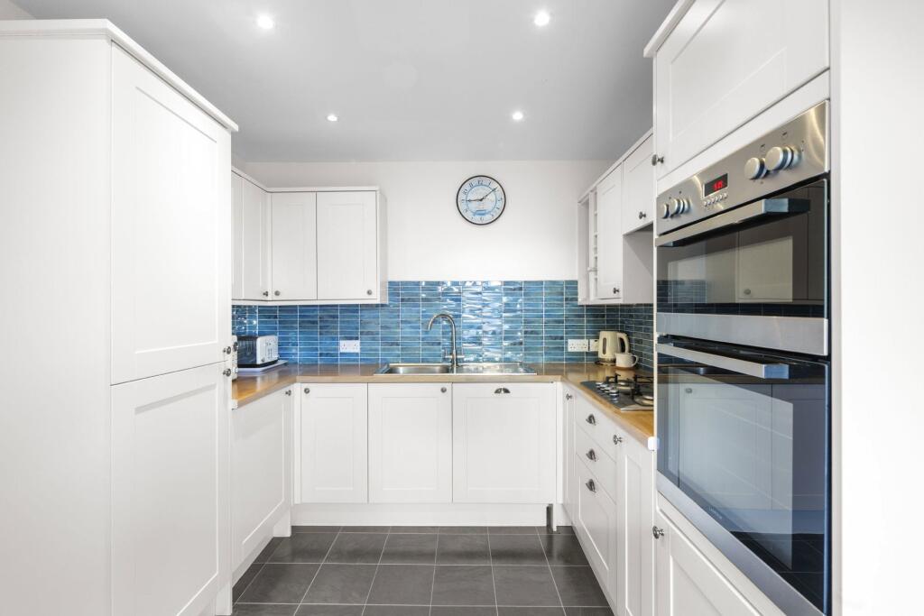 House in Berwick-upon-Tweed, Tweedmouth - More