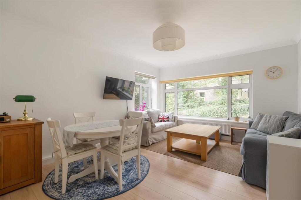 Apartment in Sheffield - View 2