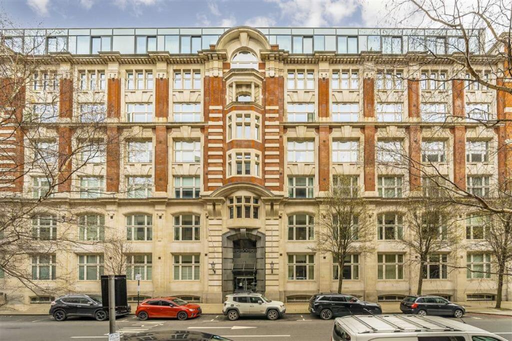 Main image of property: Leman Street, Aldgate East