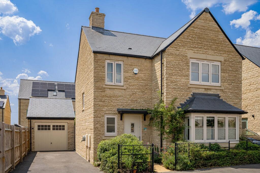 Main image of property: Pochard Way, South Cerney, Cirencester, Gloucestershire, GL7