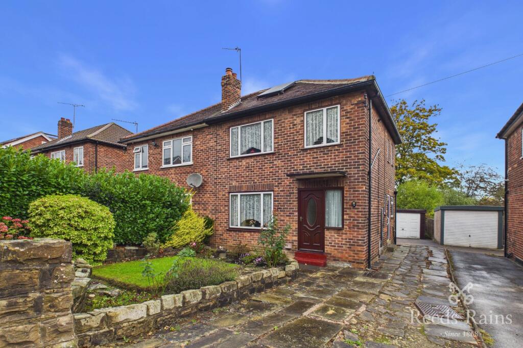 Main image of property: Armley Grange Mount, Leeds, West Yorkshire, LS12