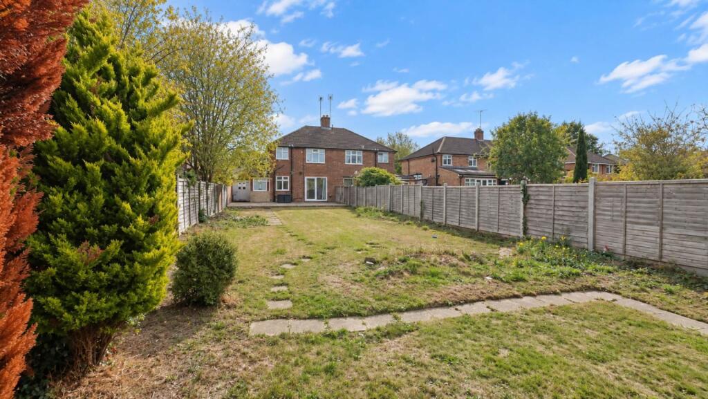 Bramble Road, Hatfield photo 2