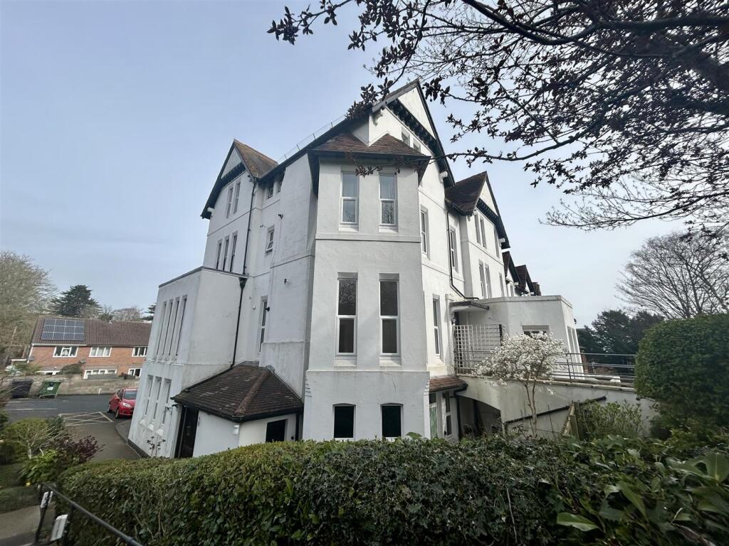 Main image of property: Summerfield Court, Worcester Road