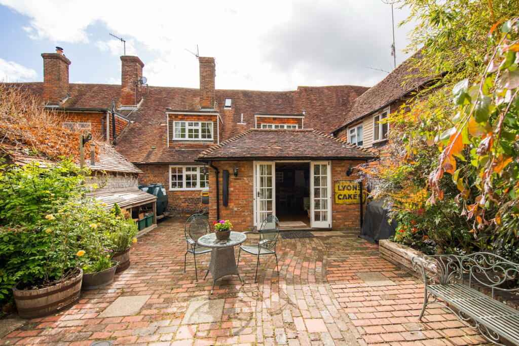 Main image of property: The Broadway, Lamberhurst