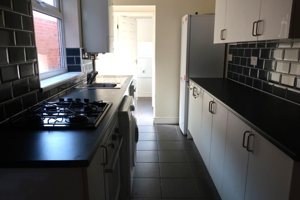 Main image of property: 36 Dartmouth Road, Selly Oak, Birmingham, B29 6DR