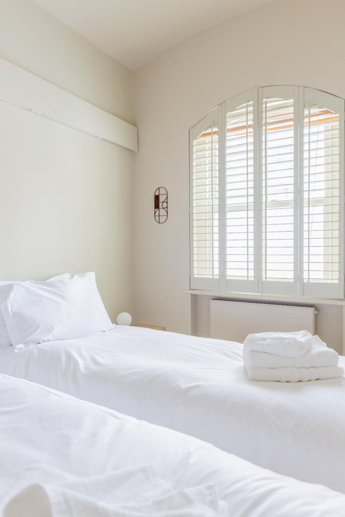 4 bedroom terraced house for rent