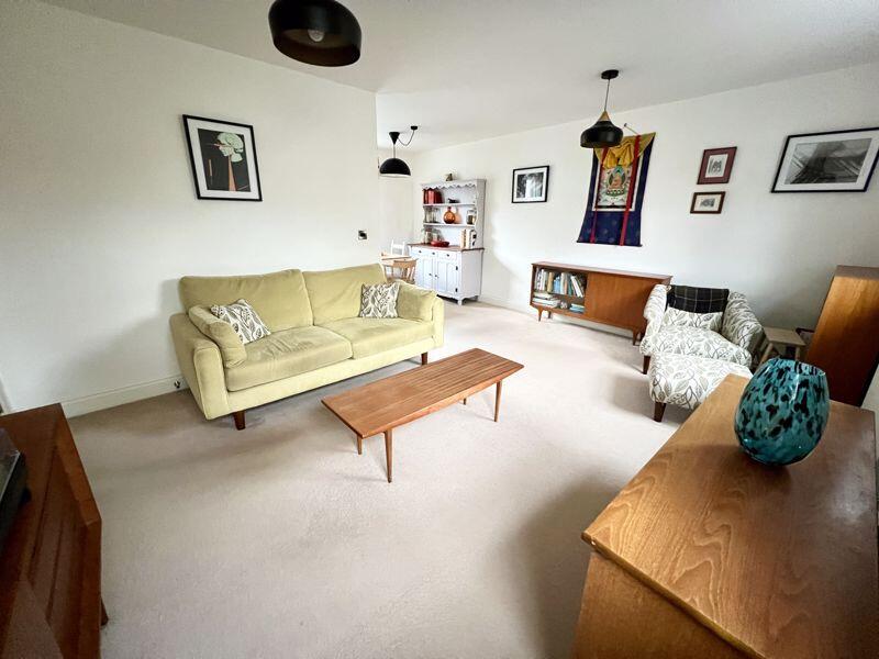 St. Julians Crescent, Shrewsbury, Shropshire, SY1 1UD photo 2