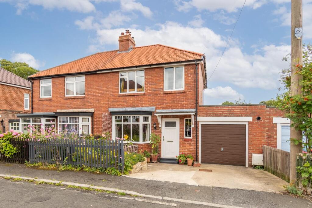 3-bed semi-detached on Southlands, Hexham, £340,000