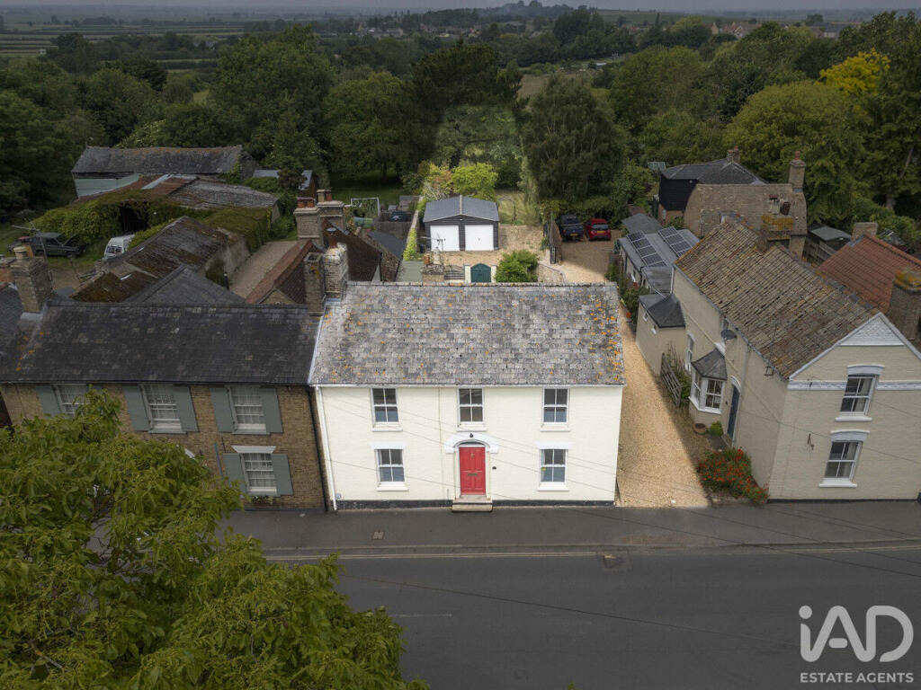 Main image of property: High Street, Haddenham, Cambridgeshire