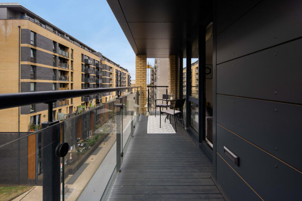 Apartment in London - View 2
