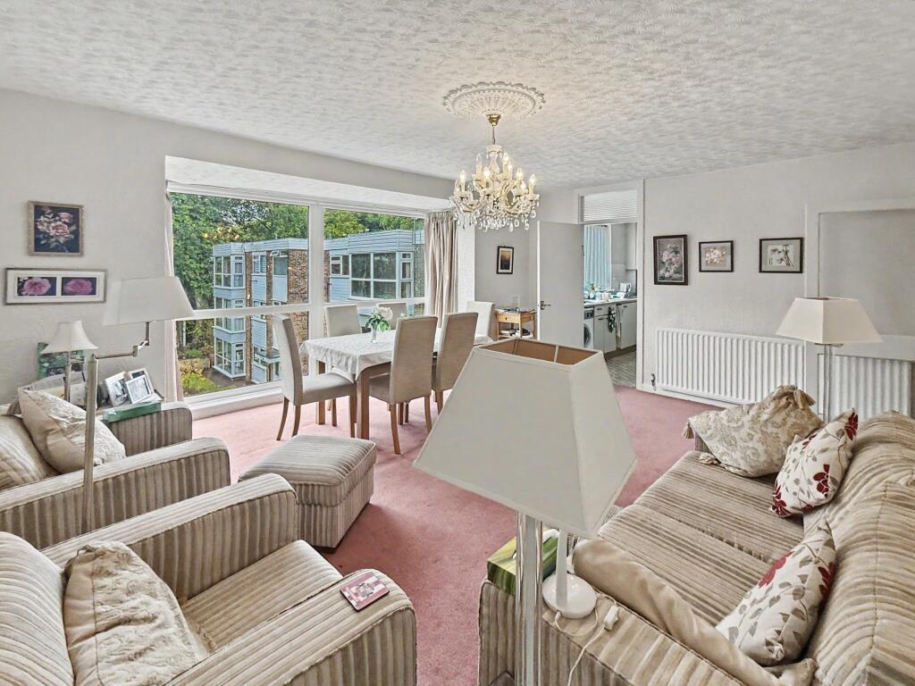 Apartment in Salford, Greater Manchester - More