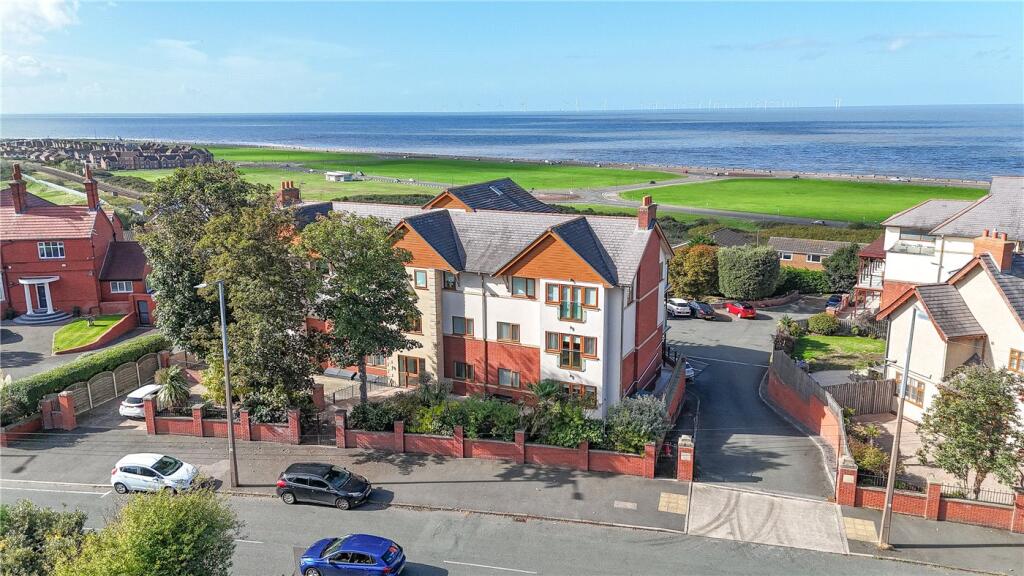2-bed flat on Warren Drive, Wallasey, Wirral, £425,000