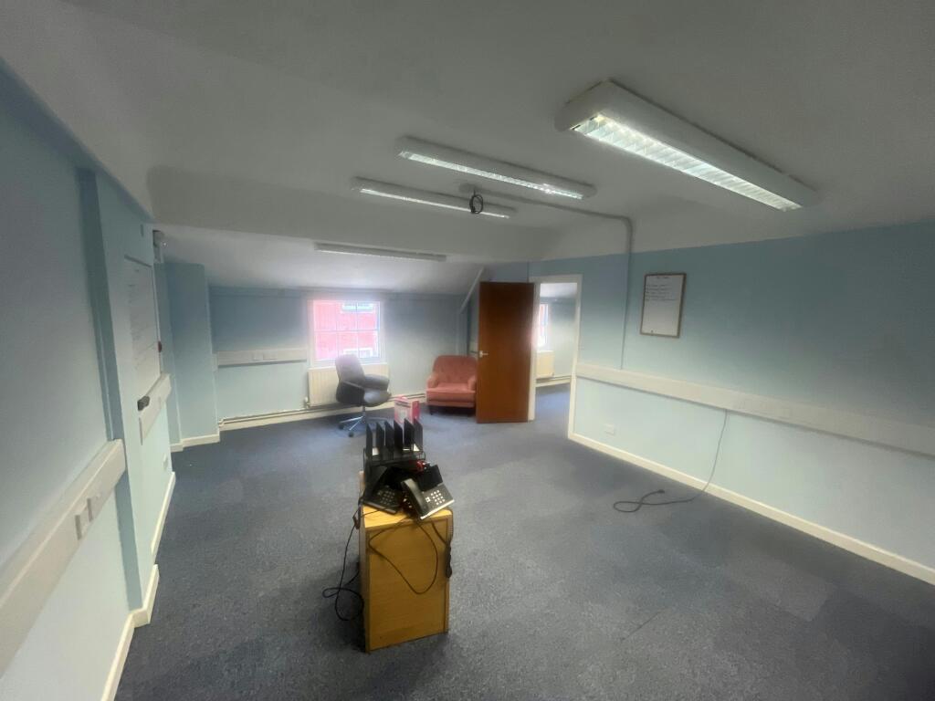 40 office 3.jpg