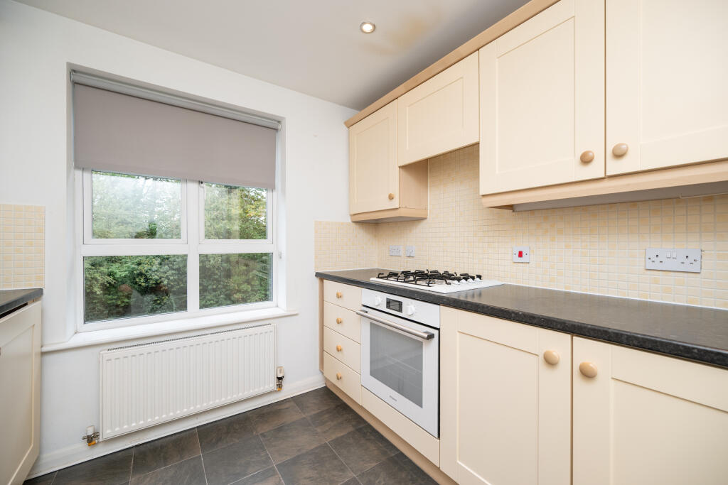 Apartment in Bromsgrove - View 4