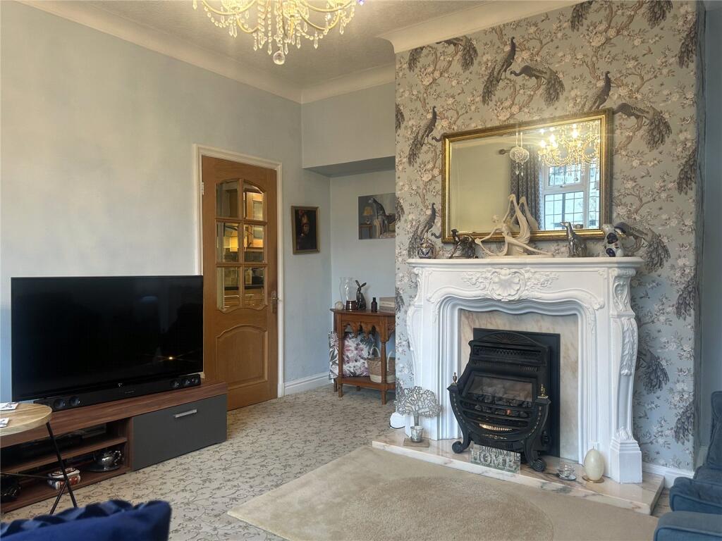 Green Lane, Garden Suburbs, Oldham, OL8 photo 2