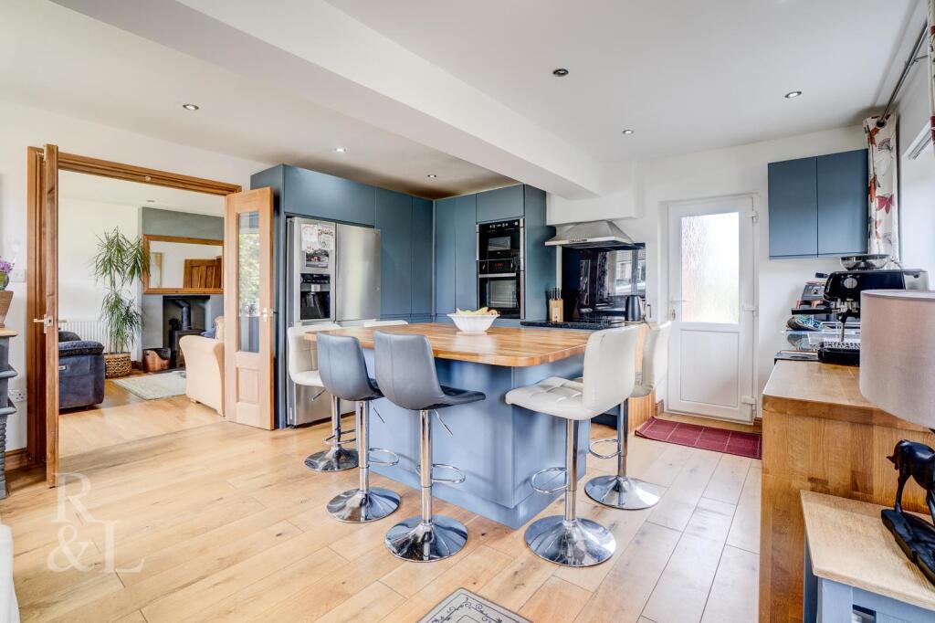 House in Rushcliffe, Keyworth - View 4