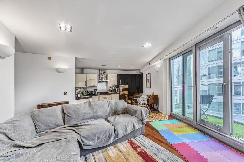 Apartment in London - More