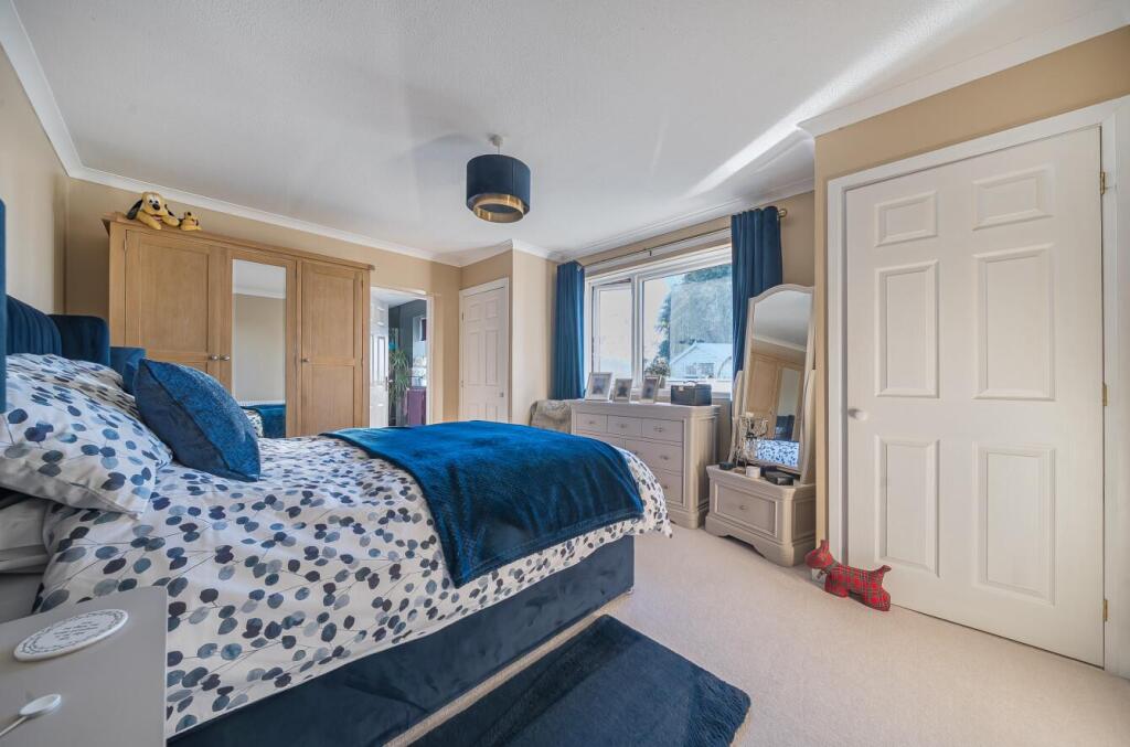 Ash Road, Whitchurch. photo 4