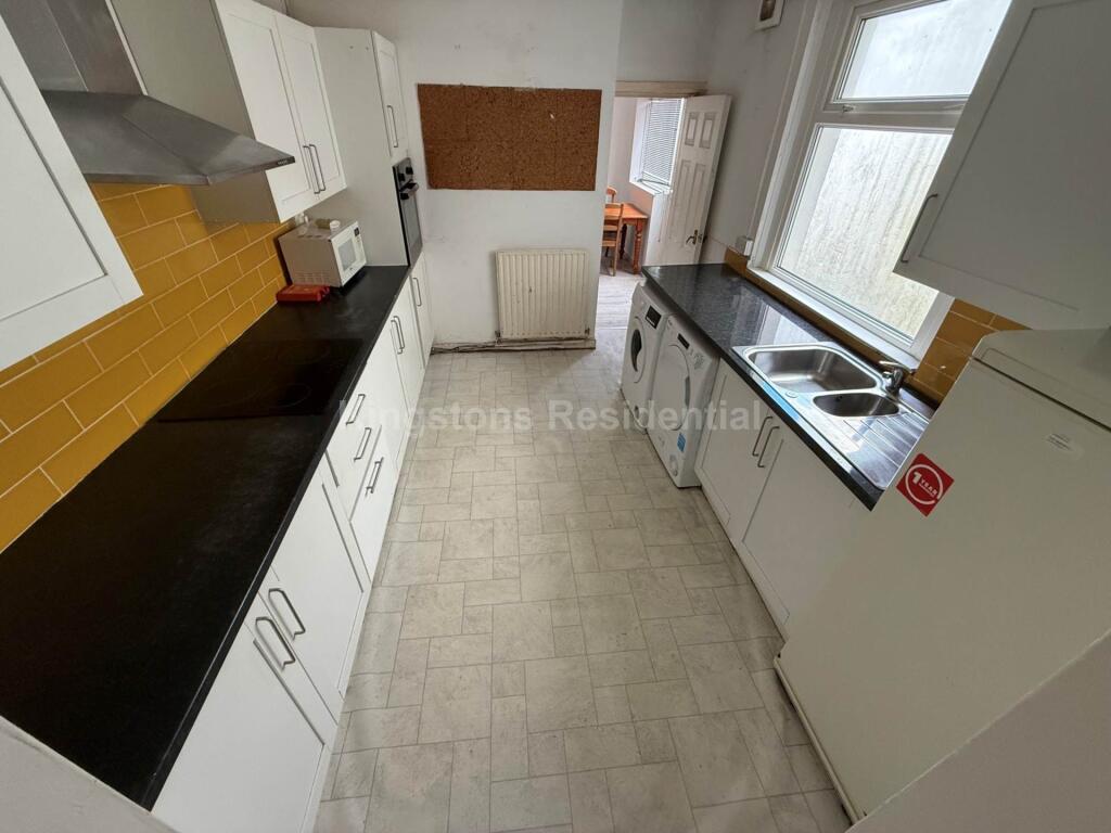 Main image of property: 5 Bedroom House at Harriet Street, Cathays, Cardiff, CF24 4BU