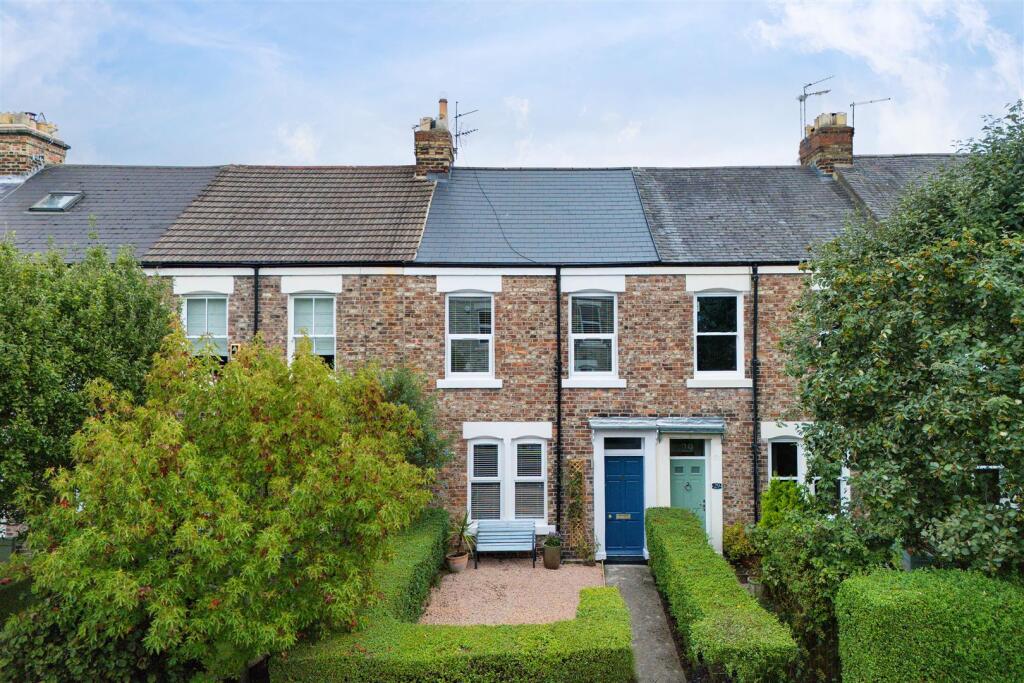 2-bed terraced on Elsdon Road, Gosforth, Newcastle Upon Tyne, NE3, £335,000