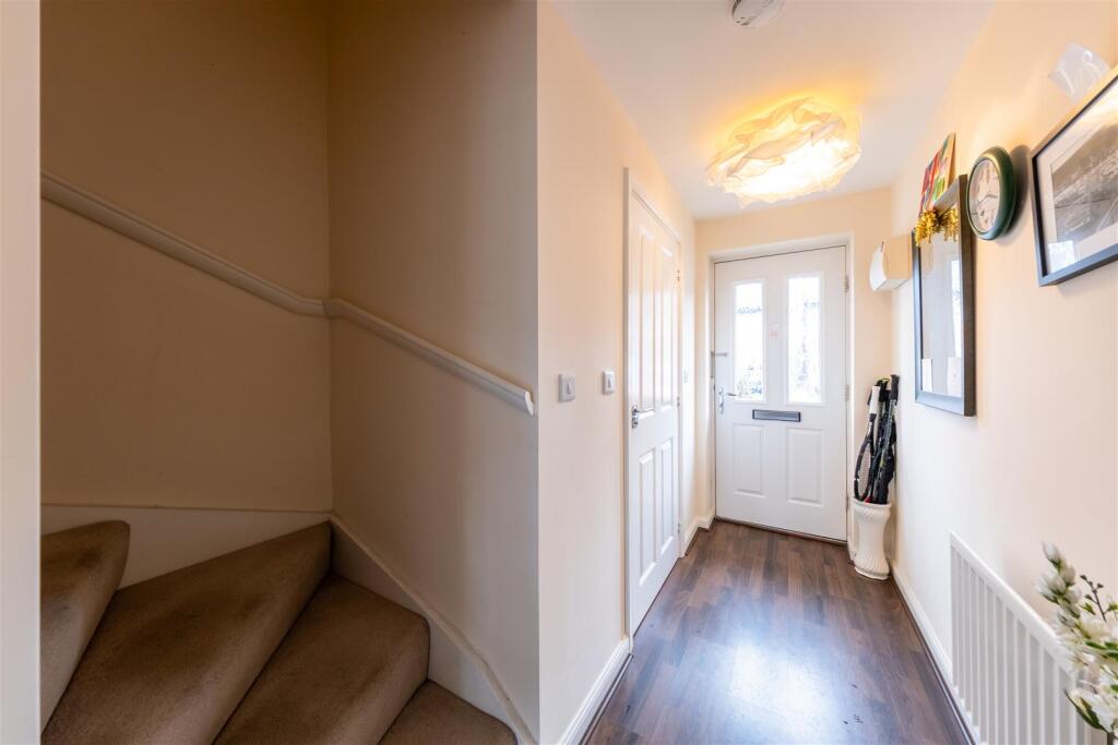 Golden Nook Road, Cuddington, Northwich photo 2