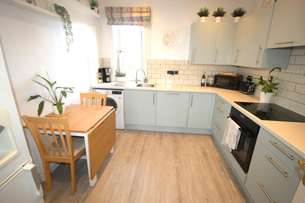 Apartment in Aberdeen, Aberdeenshire - View 3