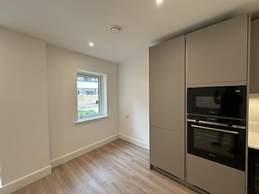 Riviera House, Rose Square, London