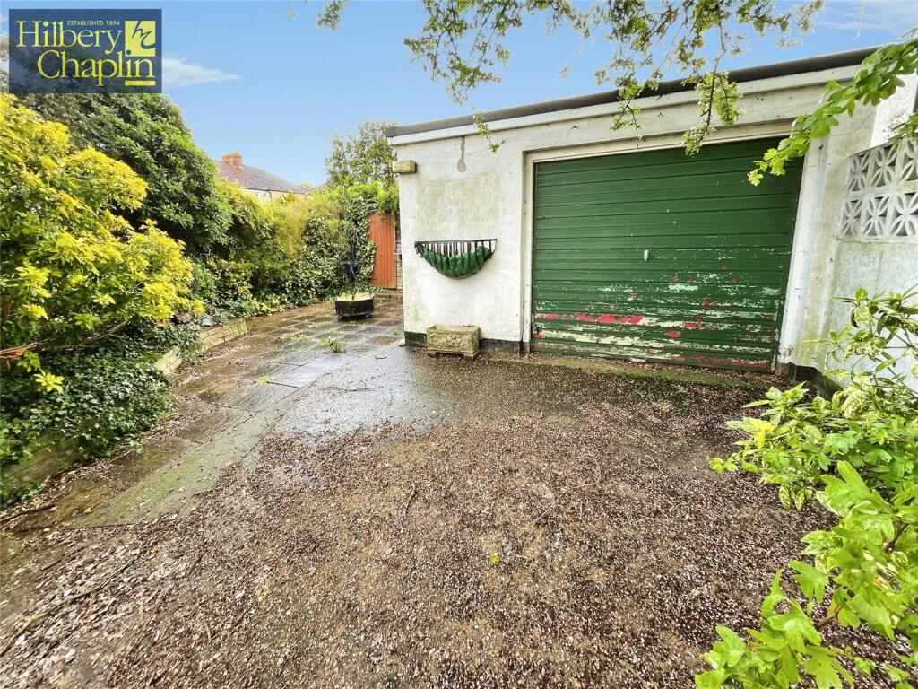 Suttons Avenue, Hornchurch, RM12 photo 3