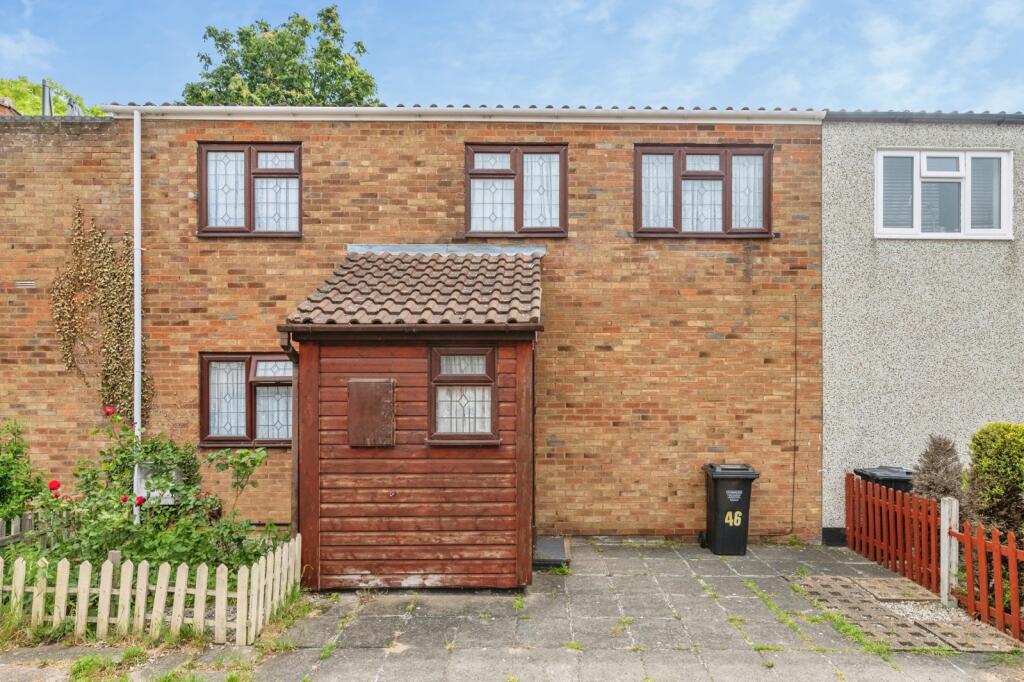 Main image of property: Elm Green, Basildon, SS13