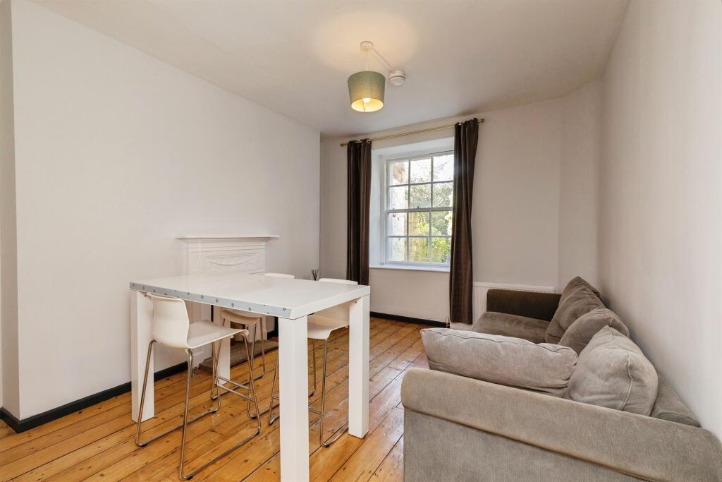 Apartment in Bath - View 4