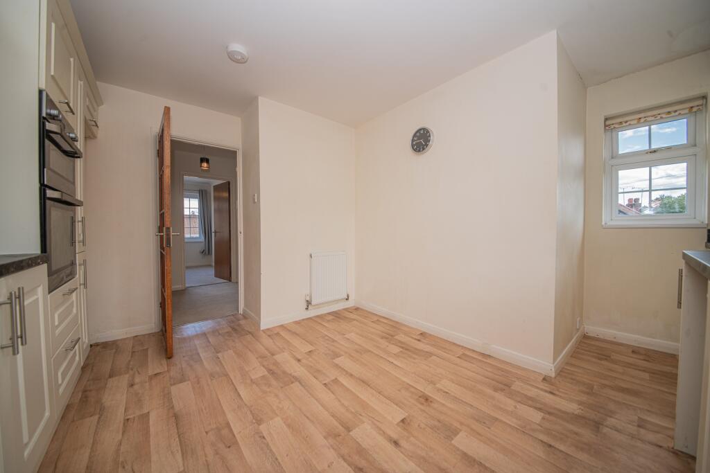 Apartment in Southampton - View 3