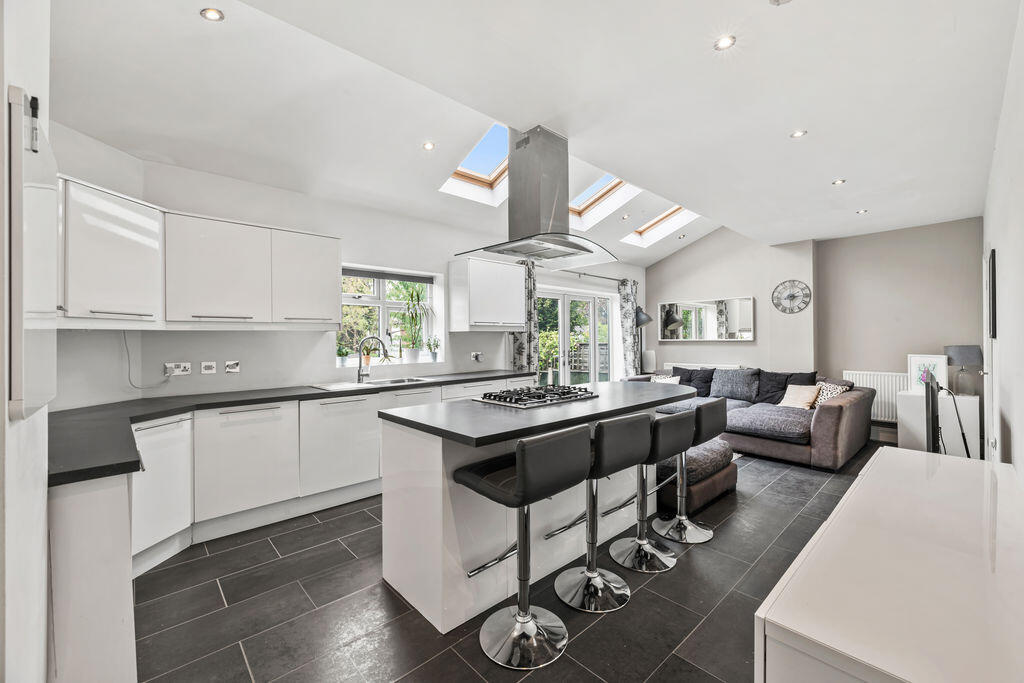 House in Warrington, Hillcliffe, Appleton - View 2
