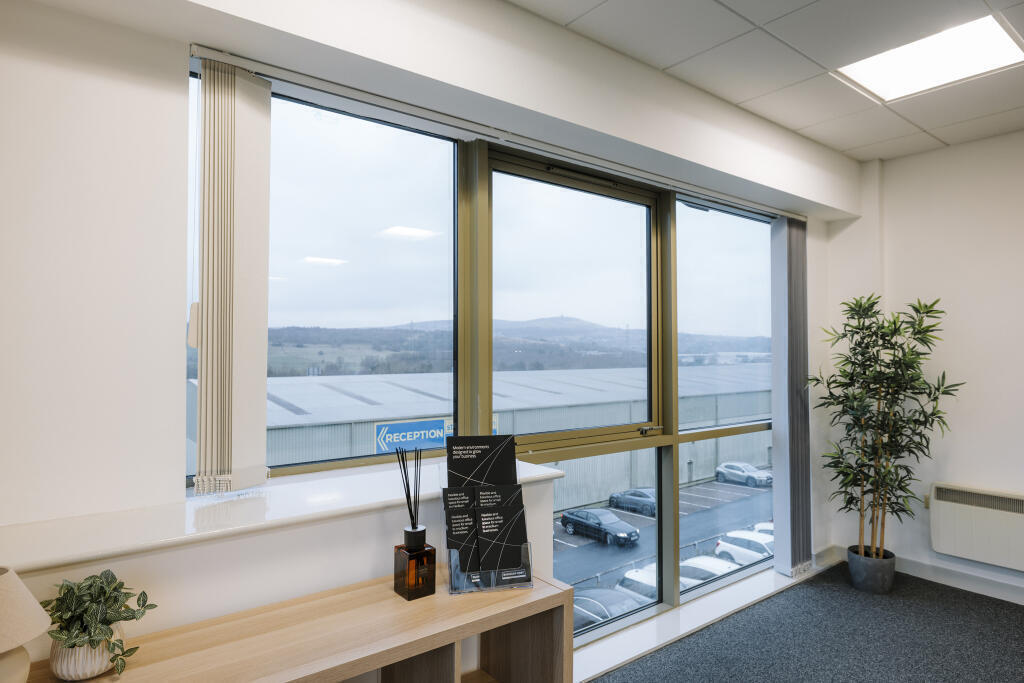 550 sqft office Blackpool Business First