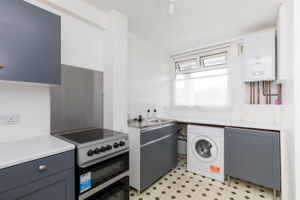 Apartment in London, Bethnal Green - View 4