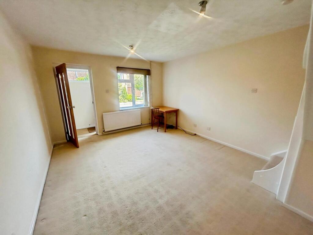 Broadleigh Close, West Bridgford, Nottingham, Nottinghamshire, NG2 - View 2