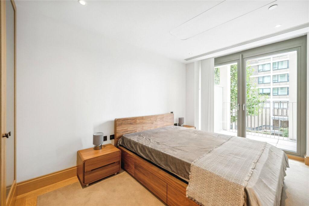 Apartment in London - More