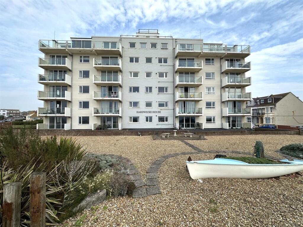 Esplanade, Seaford