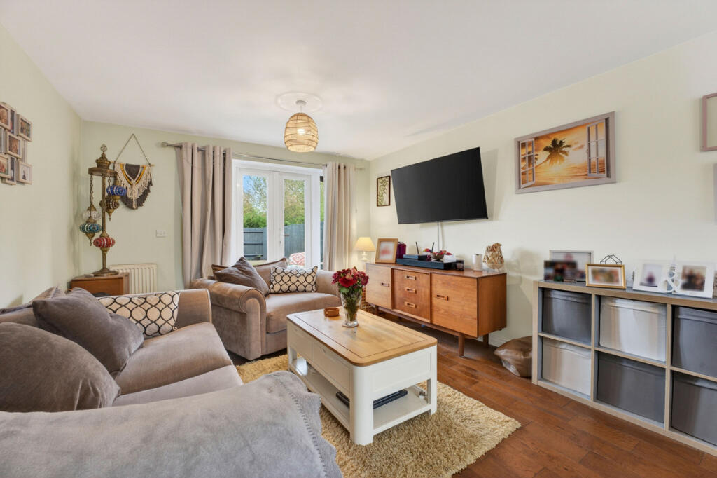 Leicester Close, Corby, NN18 - View 4