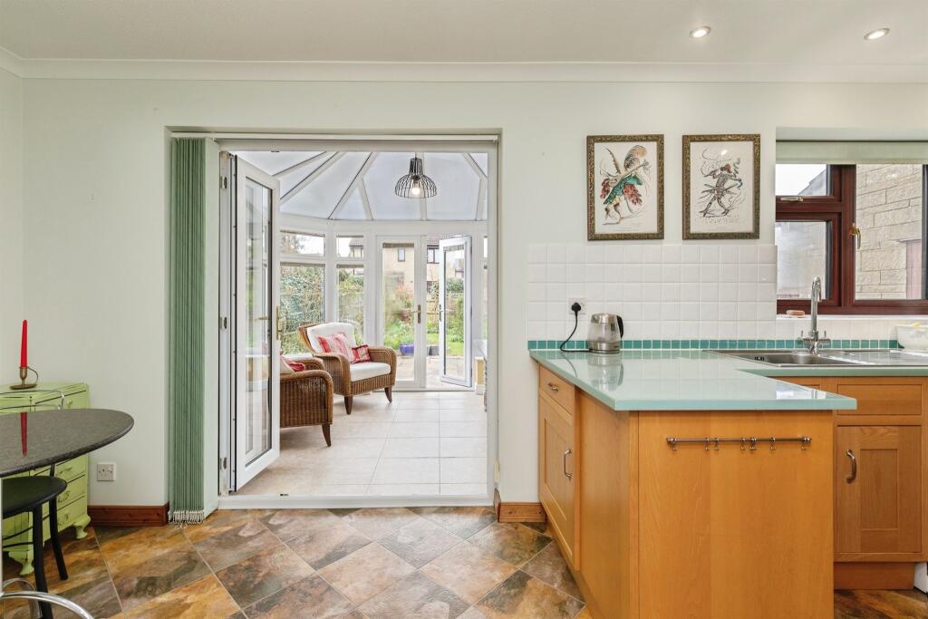 Vayre Close, Chipping Sodbury, Bristol - View 5